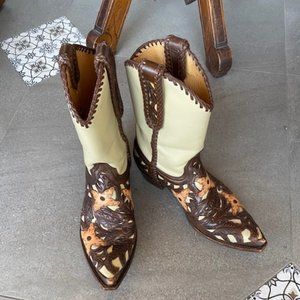 Stunning Old Gringo Boots, Size 9